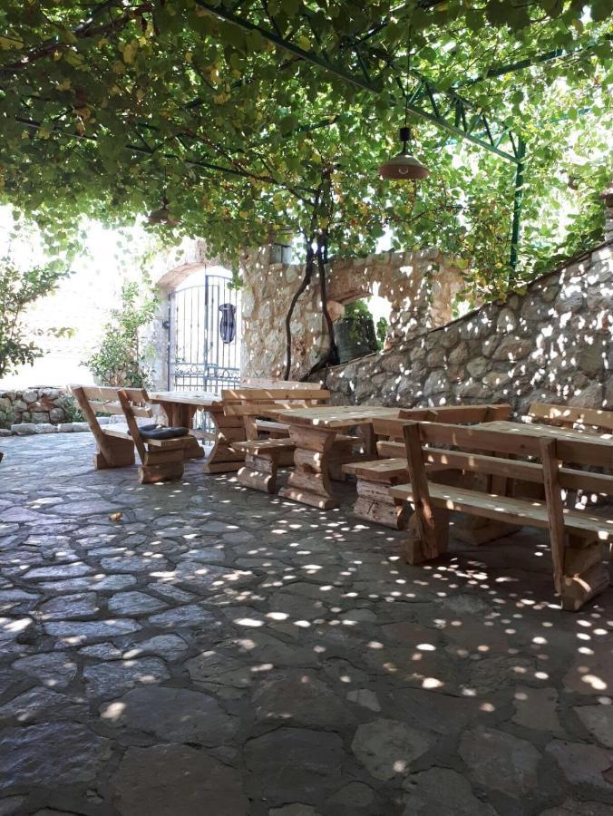 Apartments With A Parking Space Ivan Dolac, Hvar - 8753 외부 사진
