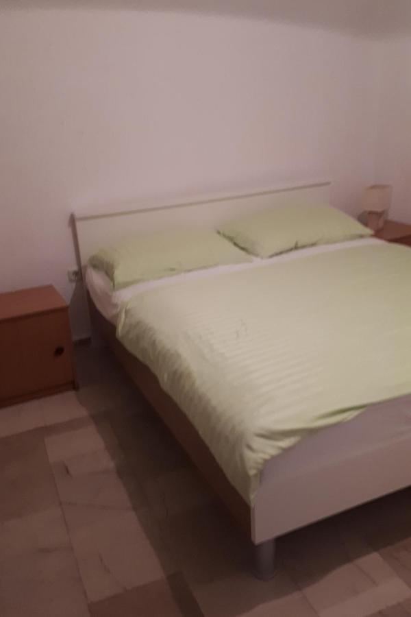 Apartments With A Parking Space Ivan Dolac, Hvar - 8753 외부 사진